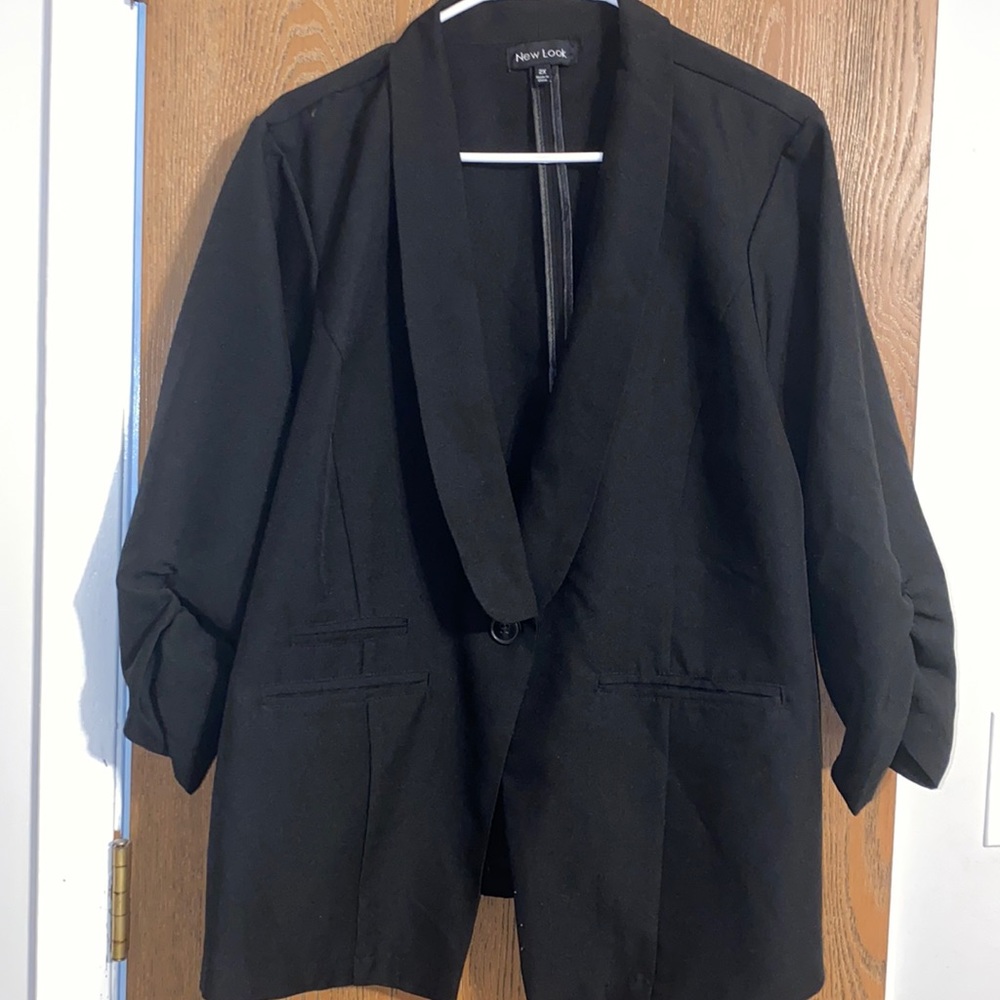 Plus Size Black Blazer - Size 2X